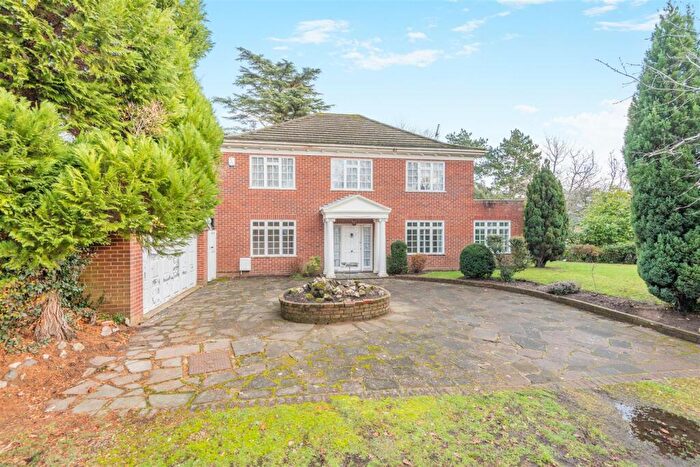 6 Bedroom Detached House For Sale In Wells Road, Bromley, BR1