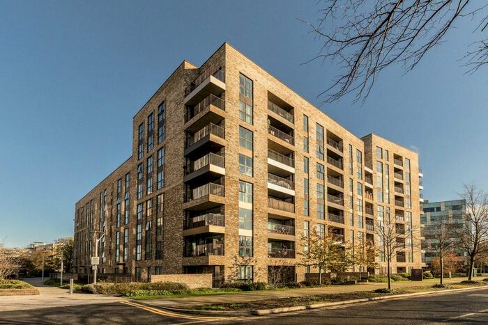 1 Bedroom Flat To Rent In Lakeside Drive, London, NW10