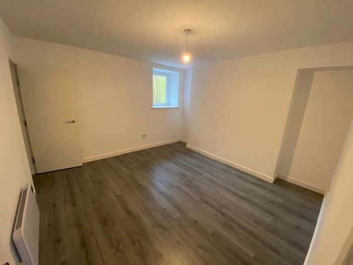 2 Bedroom Apartment To Rent In Pontygwaith, Ferndale, CF43