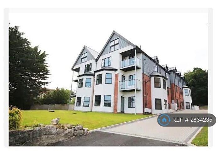 3 Bedroom Maisonette To Rent In Cedar Court, Colwyn Bay, LL29