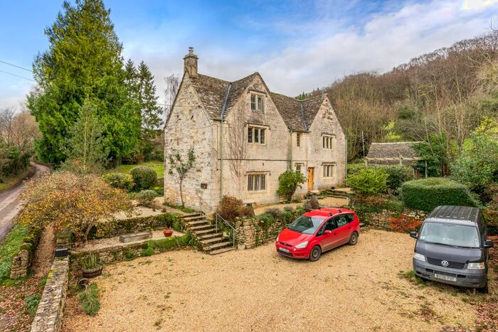 4 Bedroom Detached House To Rent In Wick Street, Stroud, GL6