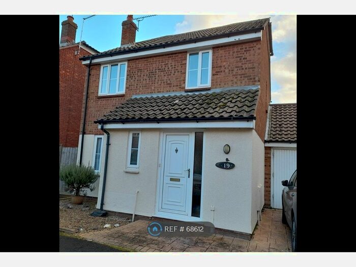 3 Bedroom Detached House To Rent In Valley Walk, Felixstowe, IP11