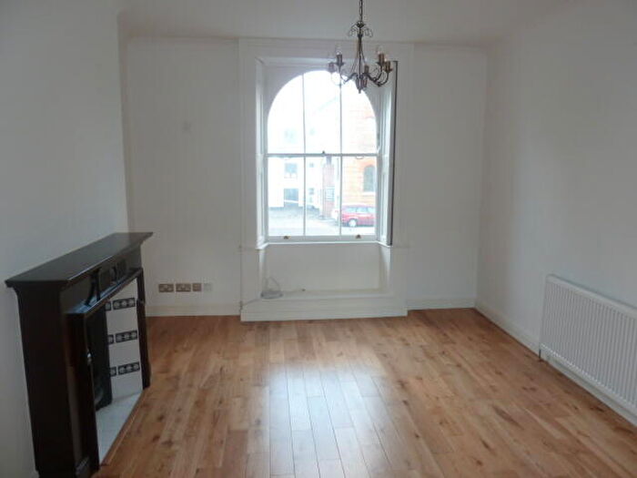 2 Bedroom Flat To Rent In Bedroom Flat – Liverpool Road, Islington, N1