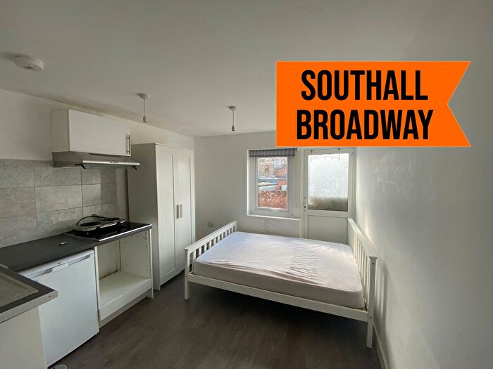 1 Bedroom Flat To Rent In Northcote Avenue, Southall, UB1