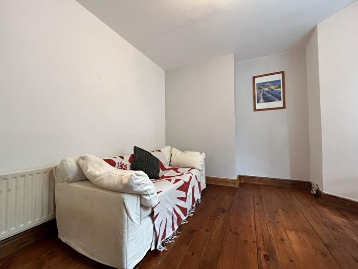 2 Bedroom Apartment To Rent In Claremont Terrace, Spital Tongues, NE2