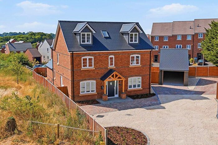 5 Bedroom Detached House For Sale In Coventry Road, Cawston, Rugby, CV22