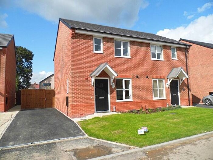 3 Bedroom Semi-Detached House To Rent In Stoneley Park, Crewe, Cheshire, CW1