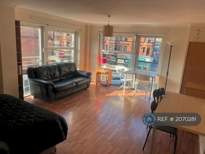 4 Bedroom Flat To Rent In Coopers Well Street, Glasgow, G11