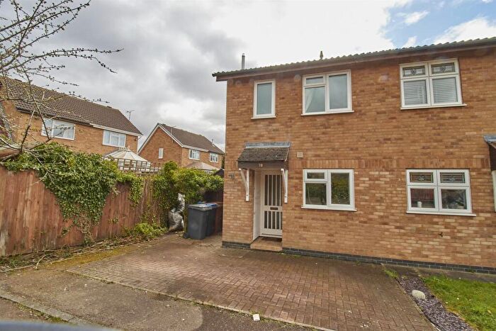 2 Bedroom Semi-Detached House To Rent In Stirling Avenue, Hinckley, Leicestershire, LE10