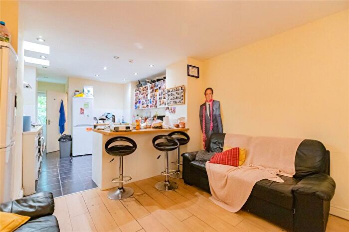 6 Bedroom House To Rent In Heeley Road, Birmingham, West Midlands, B29