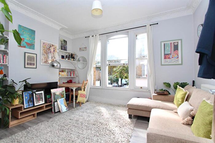 2 Bedroom Flat To Rent In Stoke Newington Church Street, N16