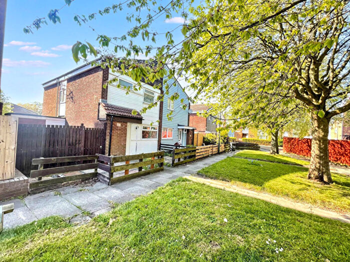 3 Bedroom Semi-Detached House For Sale In Newmarket Walk, South Shields, Tyne And Wear, NE33