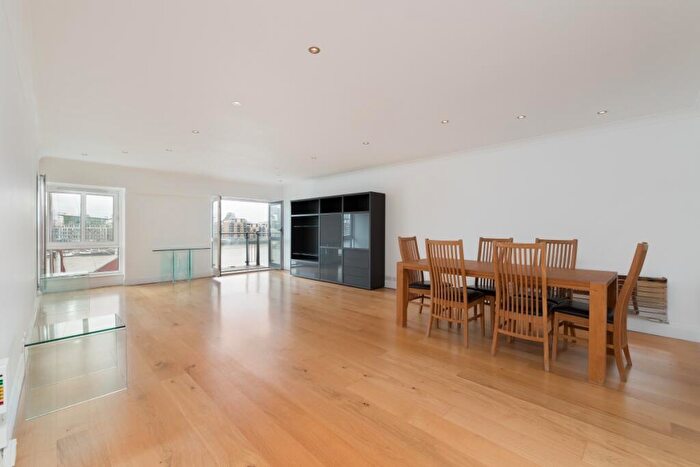 2 Bedroom Flat To Rent In Bermondsey Wall West London, SE16