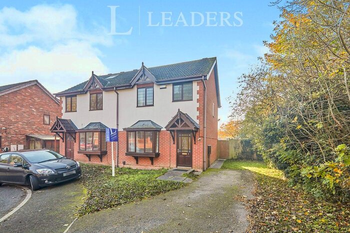 3 Bedroom Semi-Detached House To Rent In Atworth Grove, Littleover, Derby DE23