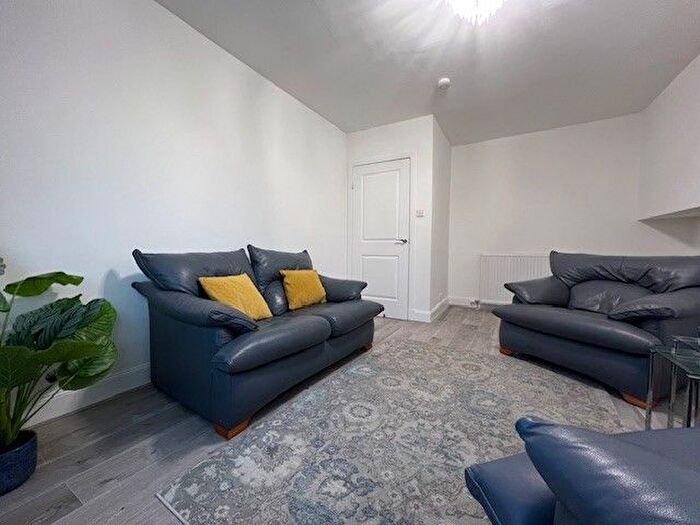 3 Bedroom Flat To Rent In Bankhead Road, Bucksburn, Aberdeen, AB21