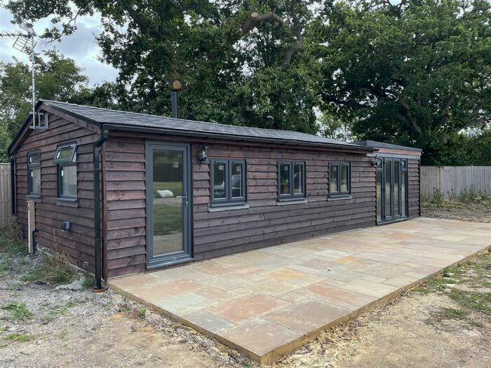 1 Bedroom Detached Bungalow To Rent In Maidstone Road, Staplehurst, Tonbridge, TN12