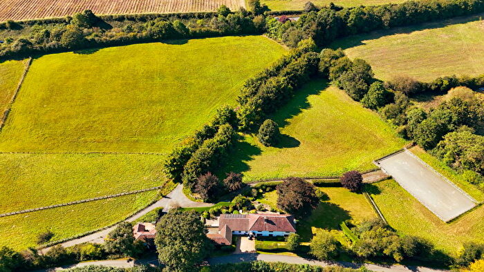 6 Bedroom Detached House For Sale In Woodrow, Amersham, HP7