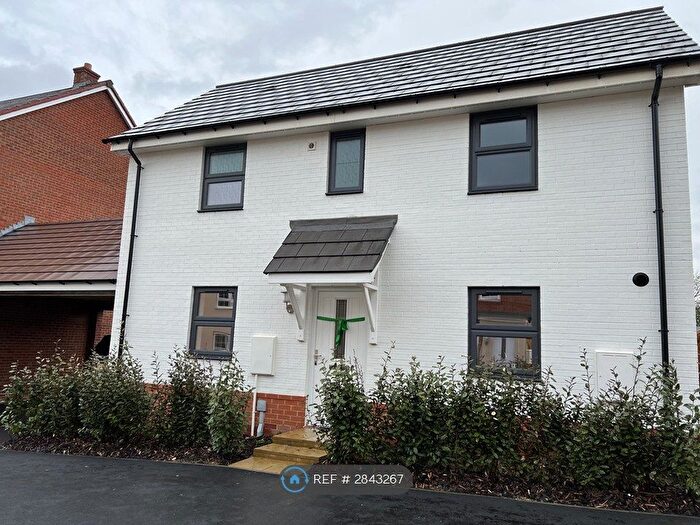 3 Bedroom Detached House To Rent In Osberg Road, Buckingham, MK18