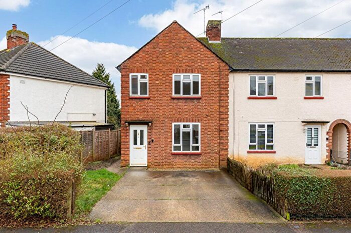 3 Bedroom End Of Terrace House For Sale In Cundalls Road, Ware, SG12