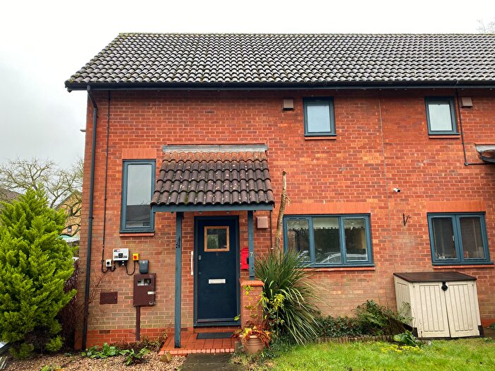 2 Bedroom Property For Sale In Tansman Lane, Old Farm Park, Milton Keynes, Buckinghamshire, MK7