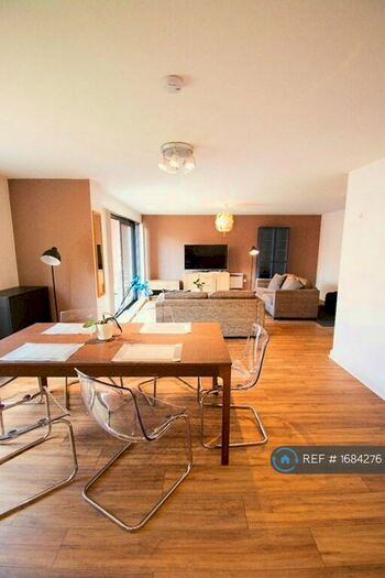 2 Bedroom Flat To Rent In Benson Street, Liverpool, L1