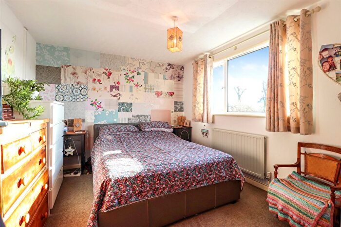 4 Bedroom Bungalow For Sale In Hartland, Bideford, Devon, EX39