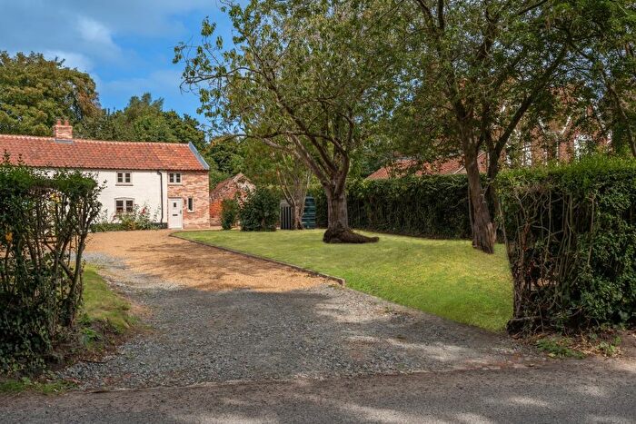 2 Bedroom Cottage For Sale In Hickling, Norwich, NR12