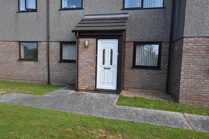 1 Bedroom Flat To Rent In Killiers Court, Redruth, TR15