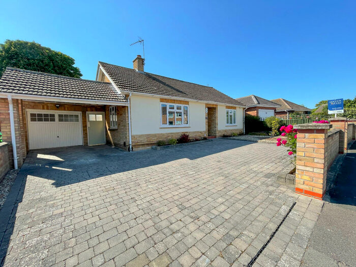 3 Bedroom Detached Bungalow For Sale In Manderston Road, Newmarket, CB8