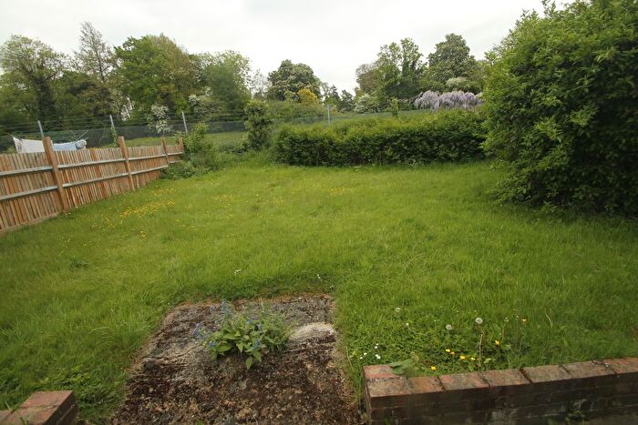 2 Bedroom Flat To Rent In Chatsworth Road, Croydon, CR0