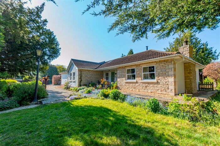 4 Bedroom Bungalow For Sale In Main Street, South Rauceby, NG34