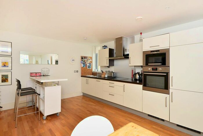 2 Bedroom Flat To Rent In Highbury Stadium Square, Highbury, London, N5