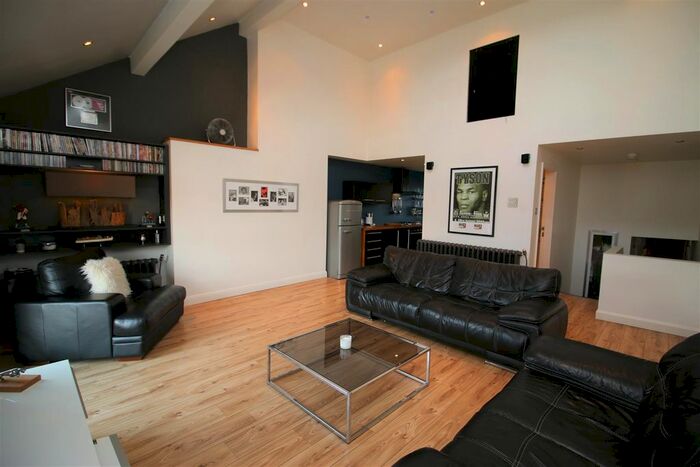 2 Bedroom Flat To Rent In Thornton Road, Morecambe LA4