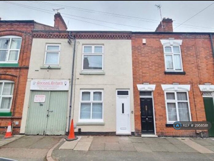 4 Bedroom Terraced House To Rent In Avenue Road Extension, Leicester, LE2
