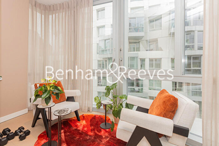 2 Bedroom Apartment To Rent In Prospect Way, Wilshire House, SW11