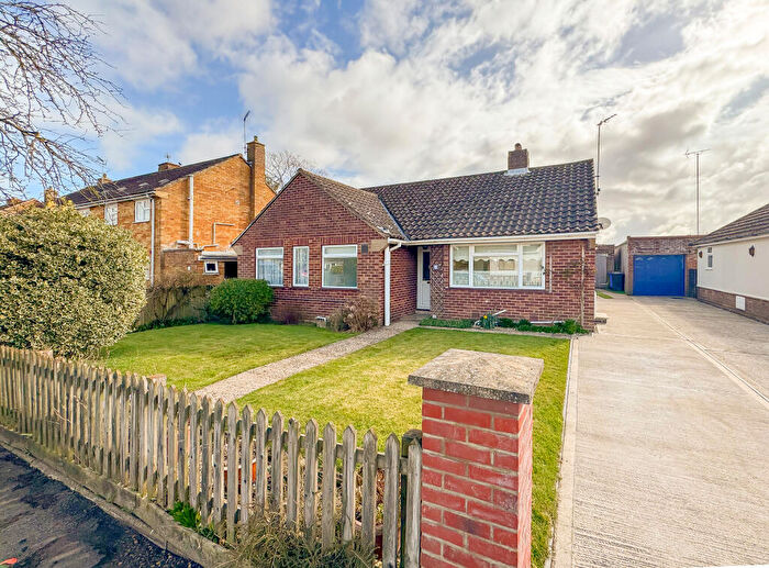 2 Bedroom Bungalow For Sale In Edinburgh Road, Newmarket, Suffolk, CB8