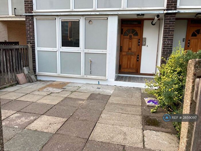 4 Bedroom Maisonette To Rent In Longnor Road, London, E1