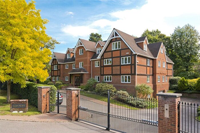 2 Bedroom Flat To Rent In Elgin Place, St. Georges Avenue, Weybridge, Surrey, KT13