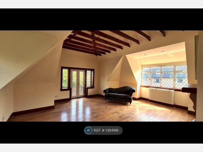 2 Bedroom Flat To Rent In Shawhill Road, Glasgow, G41