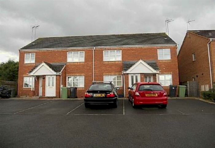 2 Bedroom Apartment To Rent In Bloomery Way, Clay Cross, S45
