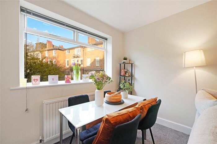 1 Bedroom Flat To Rent In Evangelist Road, Tufnell Park, NW5