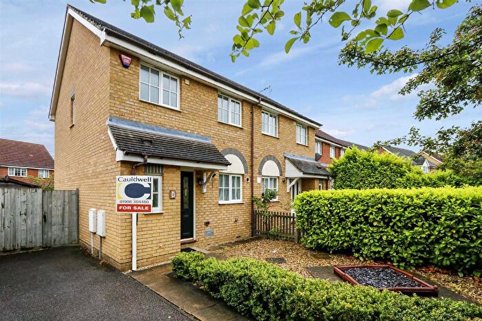 3 Bedroom Semi-Detached House To Rent In Easby Grove, Monkston, Milton Keynes, MK10