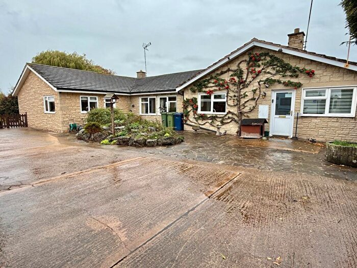 5 Bedroom Bungalow For Sale In Fleet Lane, Twyning, Tewkesbury, GL20