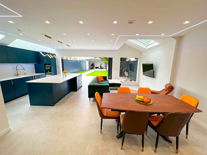 4 Bedroom Semi Detached House For Sale In Green Lane, West Molesey, KT8