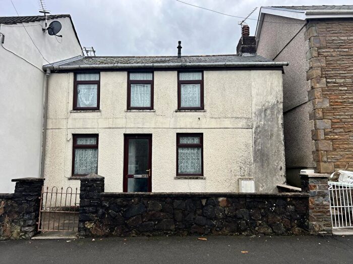2 Bedroom End Of Terrace House For Sale In Park Street, Lower Brynamman, Ammanford, Carmarthenshire., SA18
