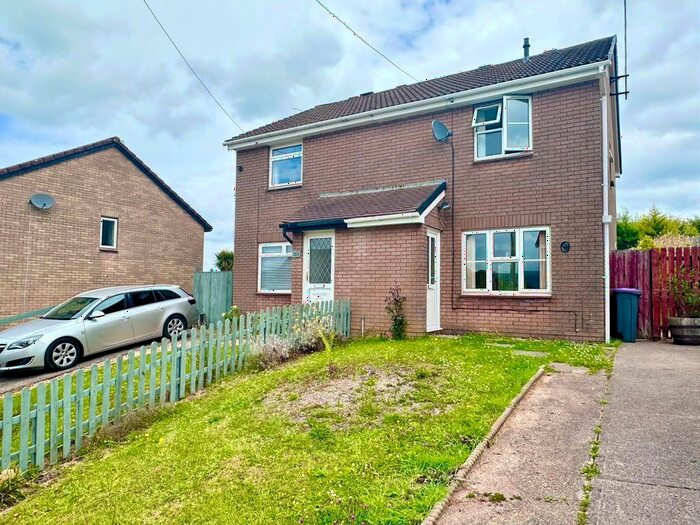 3 Bedroom Semi-Detached House To Rent In Chester Close, New Inn, Pontypool, NP4