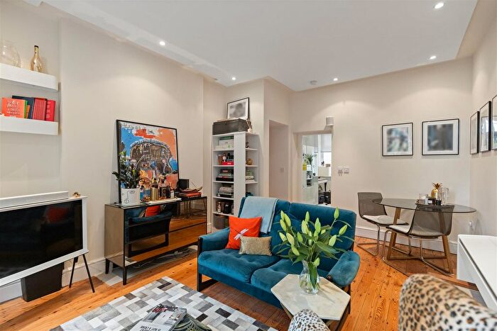 1 Bedroom Flat For Sale In West End Lane, West Hampstead, NW6