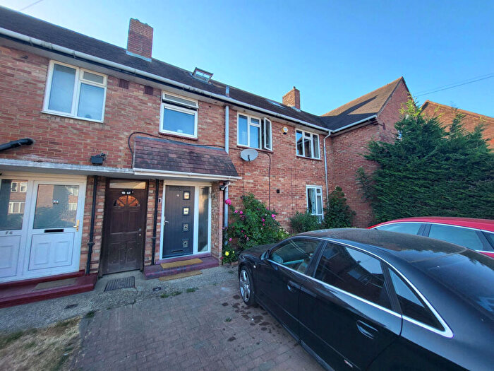 5 Bedroom Terraced House To Rent In Abbey Drive, Luton, LU2
