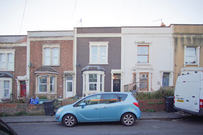 2 Bedroom Property To Rent In Heron Road, Easton, BS5