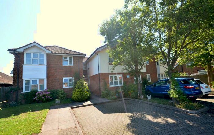 1 Bedroom Apartment To Rent In Great Central Avenue, Ruislip, HA4